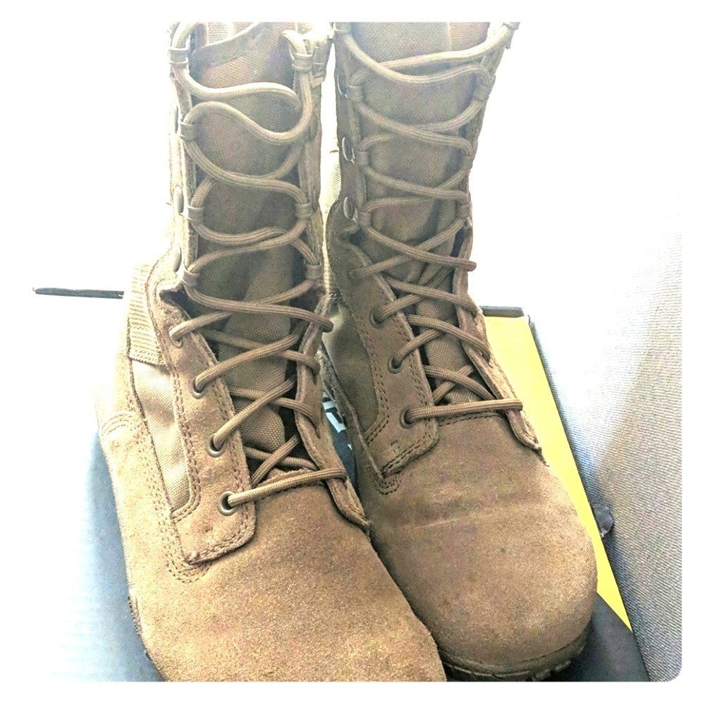 BELLEVILLE TR105. TACTICAL RESEARCH. Coyote!